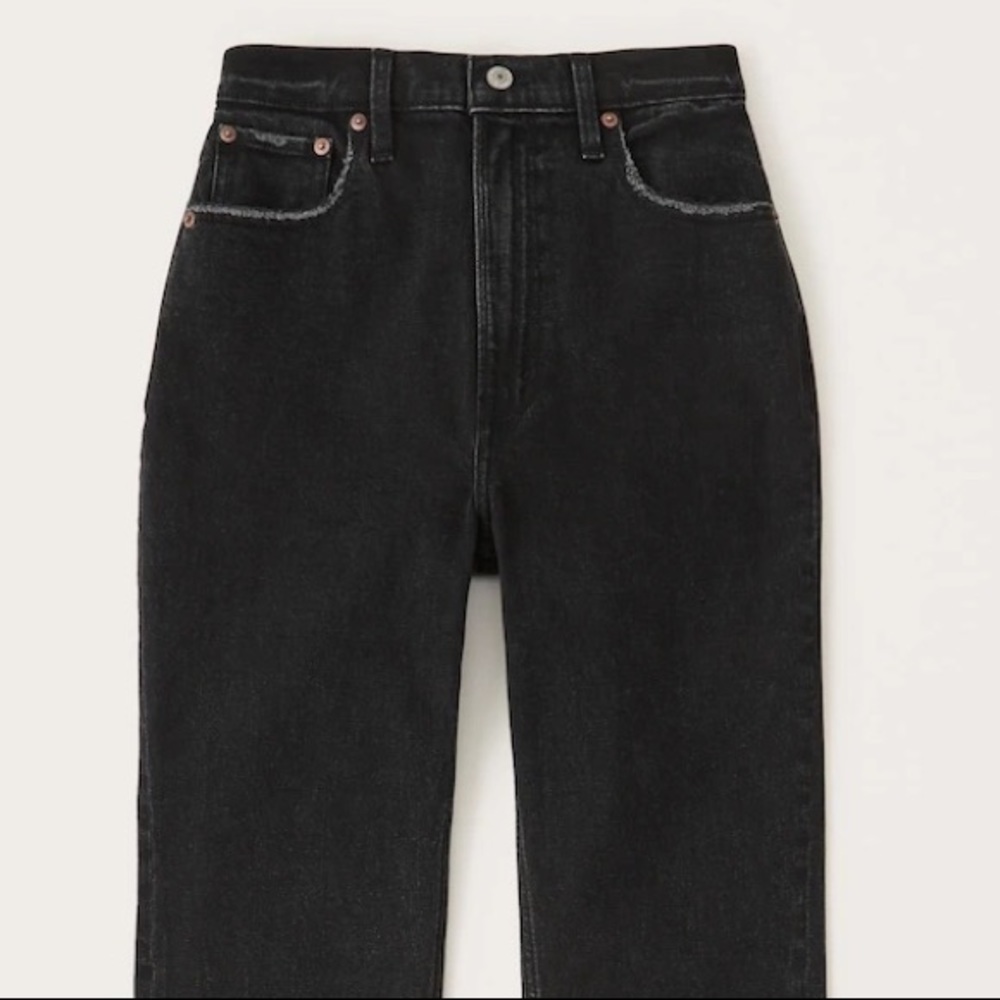 Abercrombie Curve Love Ultra High Rise Ankle Straight Jeans